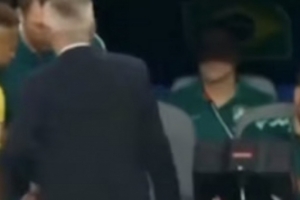 免费雄鹿vs篮网进球集锦_免费雄鹿vs篮网进球集锦在线观看_免费看直播