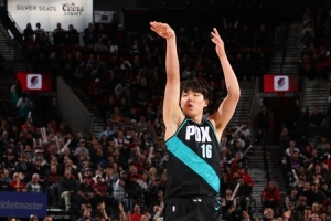 库普斯VS欧冠瓦尔达尔jrs直播_库普斯VS欧冠瓦尔达尔jrs直播在线观看_免费看直播